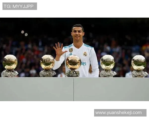 贝利与马拉多纳两位足球传奇的辉煌成就与风格对比分析