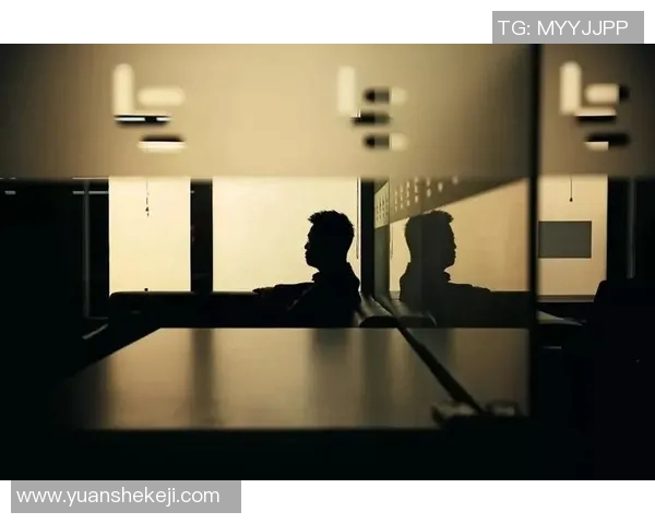 从草根到巅峰起点低的足球明星们的奋斗故事与成功之路