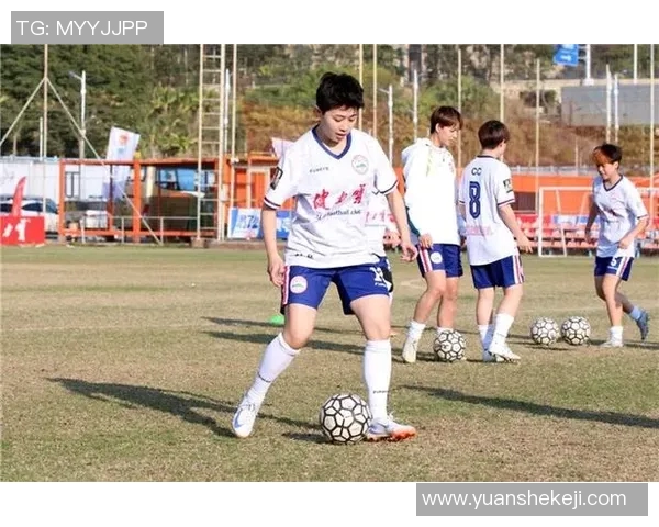 贵州香港足球明星队携手共进助力青少年足球发展新篇章